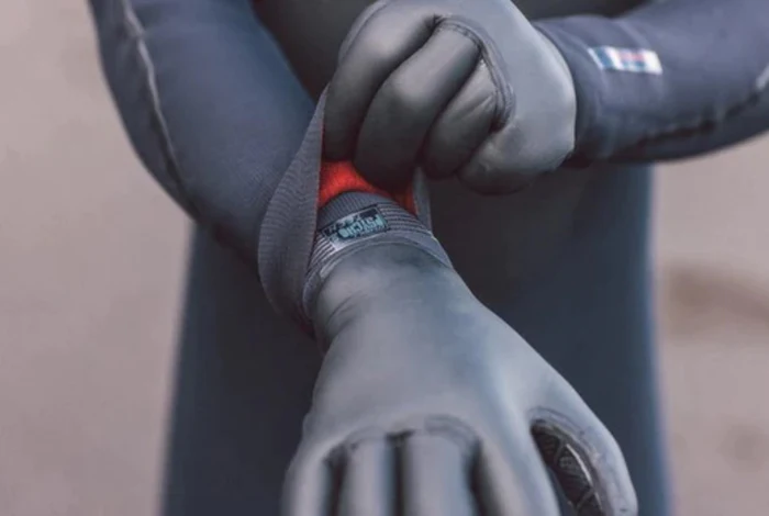 wetsuit-thickness-oneill_700x